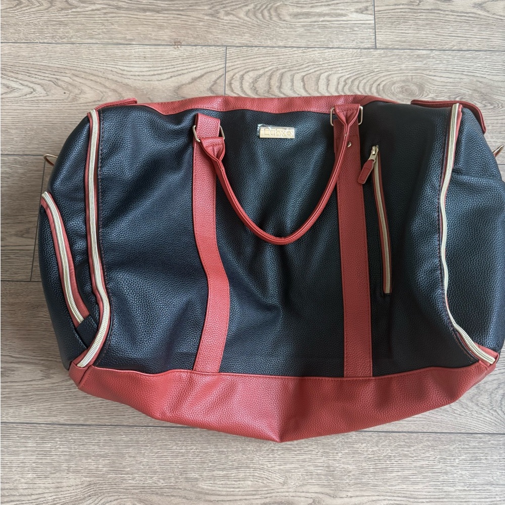 Stylish Black and Red Travel Bag